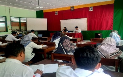 Kegiatan Evaluasi Program ZI MTsN 9 Gunungkidul